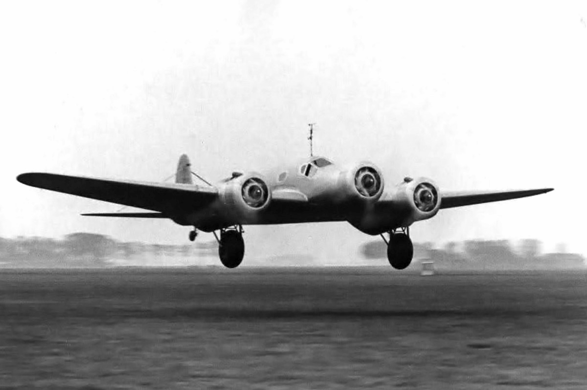  The Pander S4 takes off from Mildenhall 