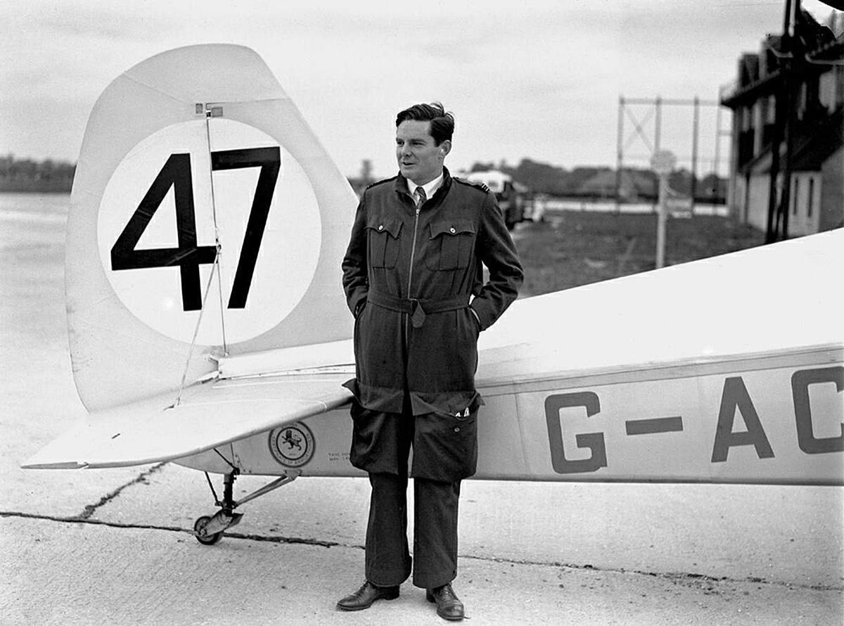  Flight Lieutenant Donald Shaw beside his British Klemm Eagle (did not finish) 