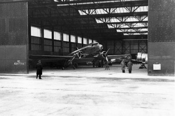  The KLM 'Uiver' DC-2 in the hangar at Mildenhall 