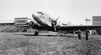  The Uiver preparing to leave Laverton (Museum VIC) 