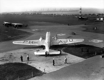  The KLM 'Uiver' DC-2 at Waalhaven Airport 