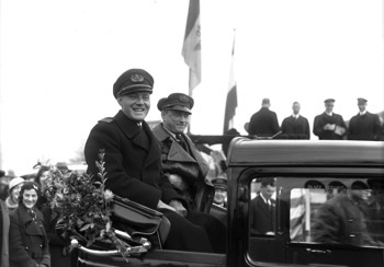  KLM pilots Koene Parmentier and Jan Moll riding in a street parade after their return to the Netherlands 