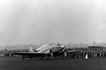  Return of the KLM 'Uiver' DC-2 to the Netherlands (nederlands foto museum) 