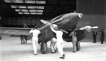 de Havilland DH.88 Comet 'Grosvenor House' being pushed into a hangar at Mildenhall 