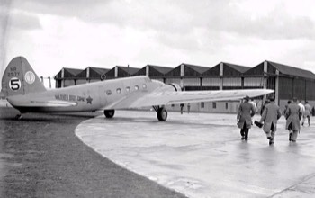  Boeing 247D 'Warner Bros Comet' at Mildenhall 