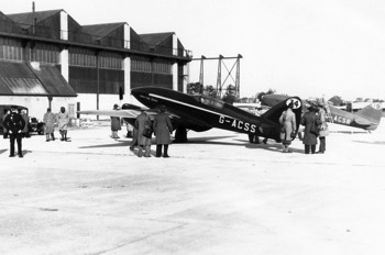  de Havilland DH.88s 'Grosvenor House' (Scott/Campbell Balck) and G-ACSR (Cathcart-Jones/Waller) at Mildenhall 