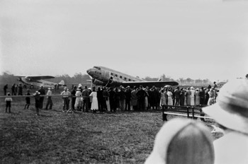  The KLM 'Uiver' DC-2 at Archerfield Airport (Brisbane) 