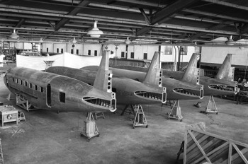  DC-2 production at the Douglas factory, Santa Monica, California, February 1934 (Boeing) 