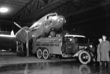  The KLM 'Uiver' DC-2 being fuelled prior to leaving on the Christmas flight to Batavia from Schiphol, 19 December 1934 